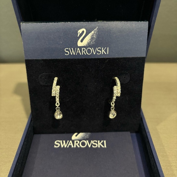 Swarovksi Earrings - Picture 2 of 5